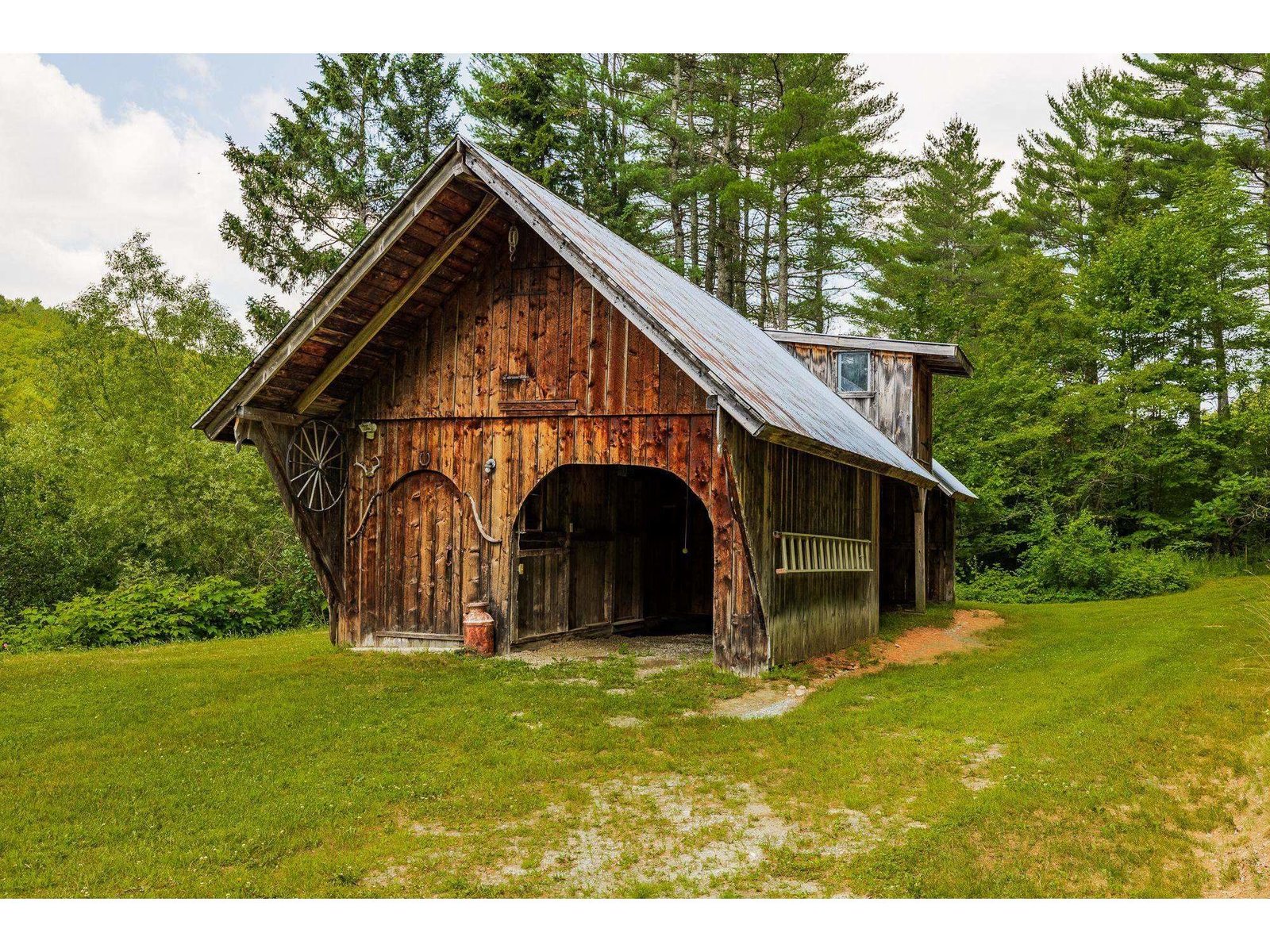 830 Old Schoolhouse Road