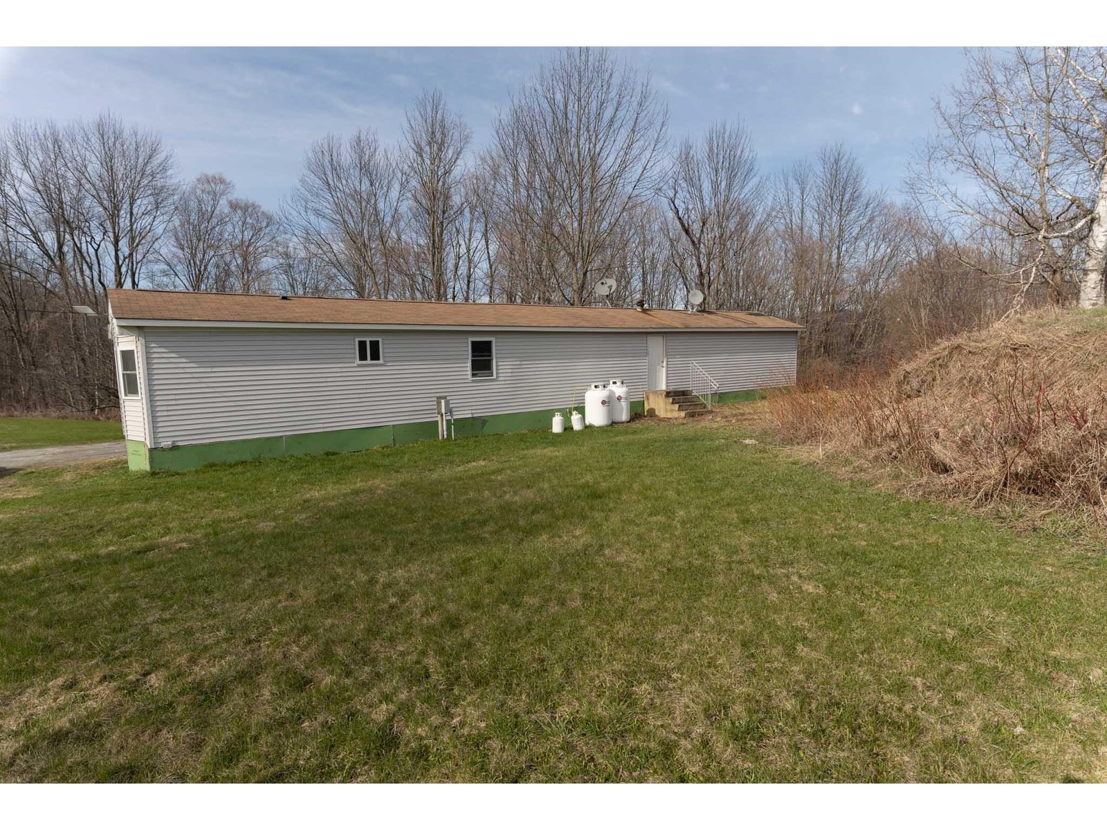831 McCarthy Road