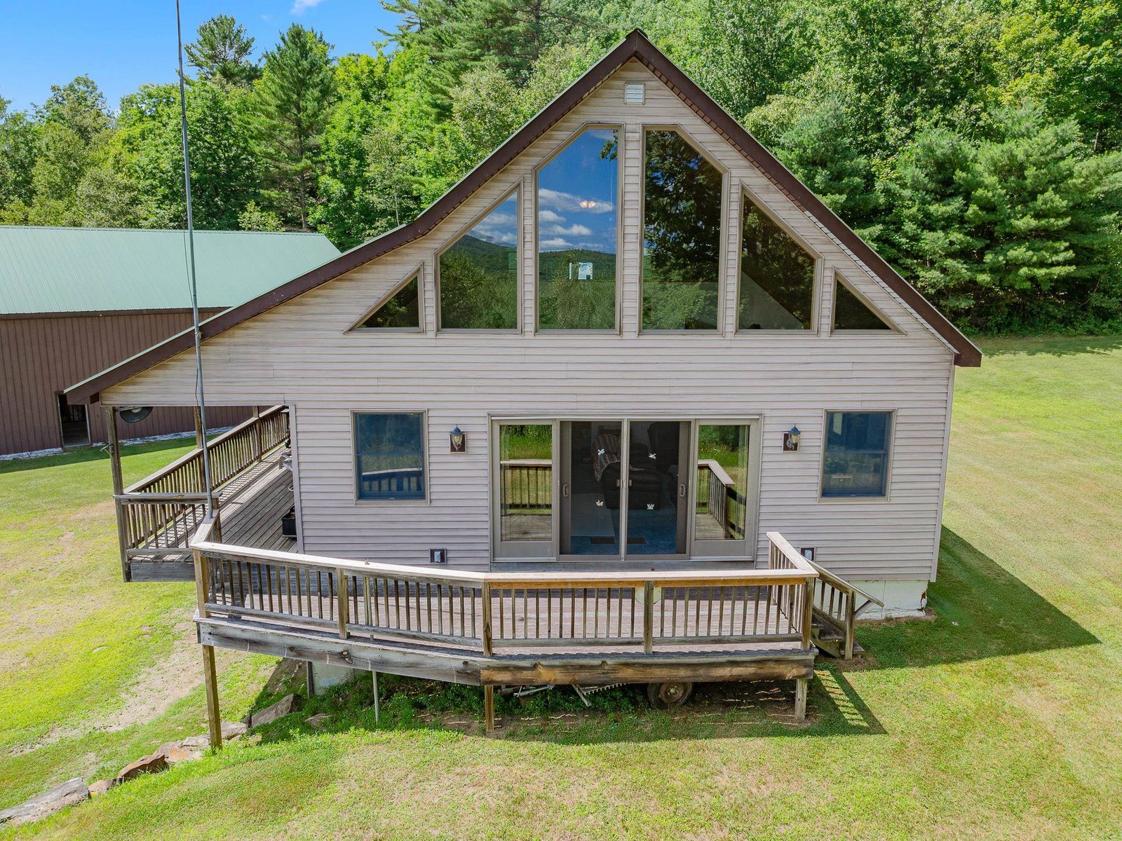 832 West Hill Road, St. Johnsbury