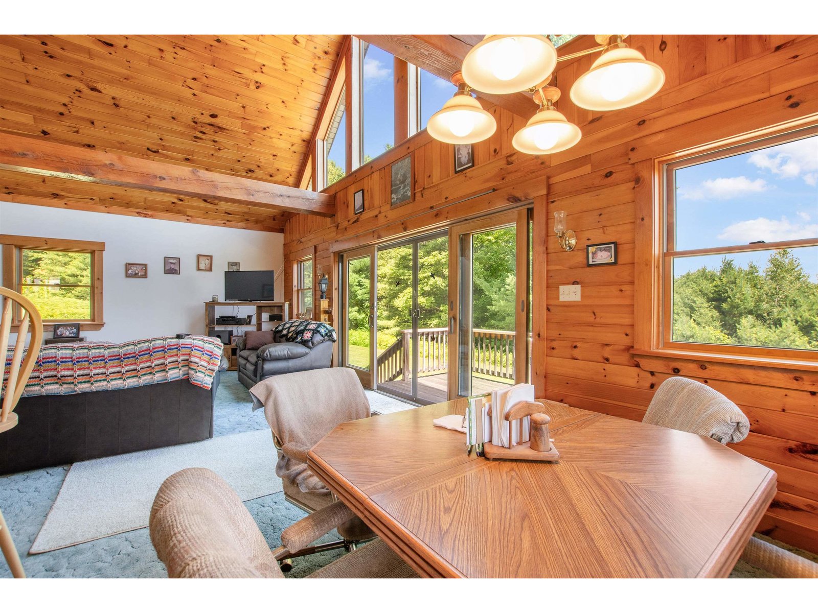 832 West Hill Road
