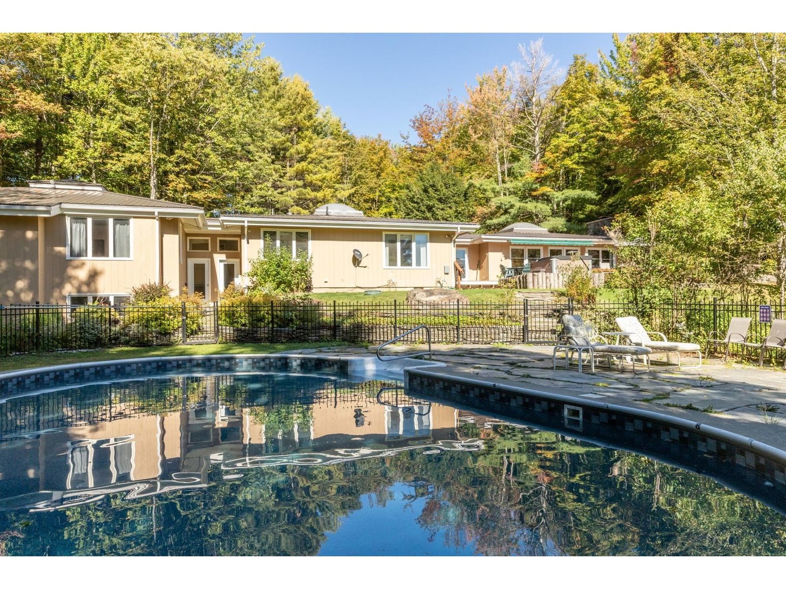 835 Alpine View Road