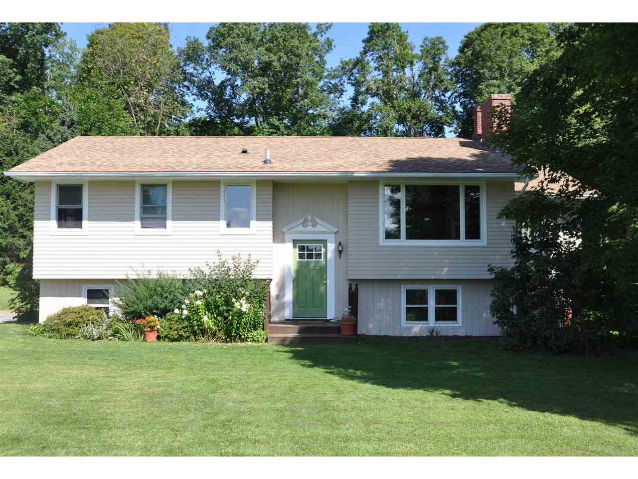 838 Hardscrabble Road