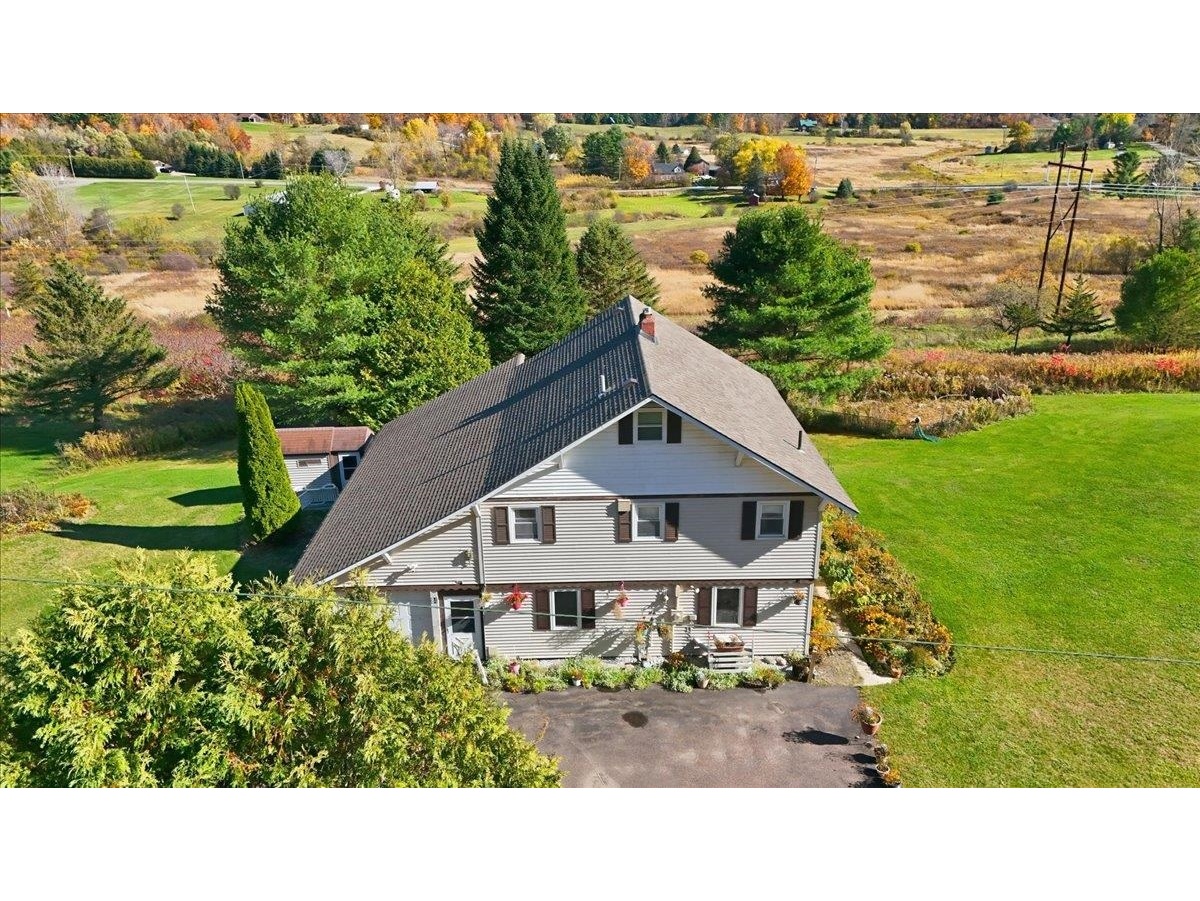 84 Chaloux Lane, Williston