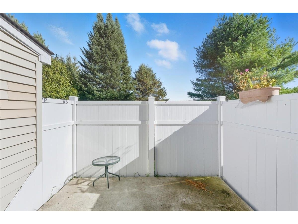 84 Chaloux Lane