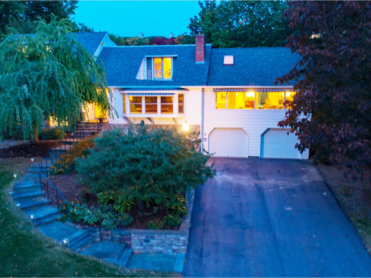 84 Deforest Heights