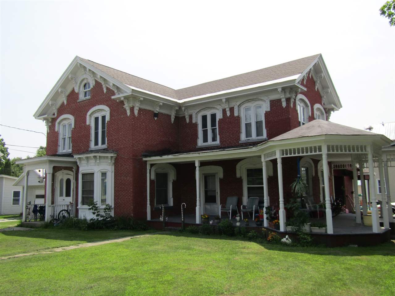 84 Grand Avenue