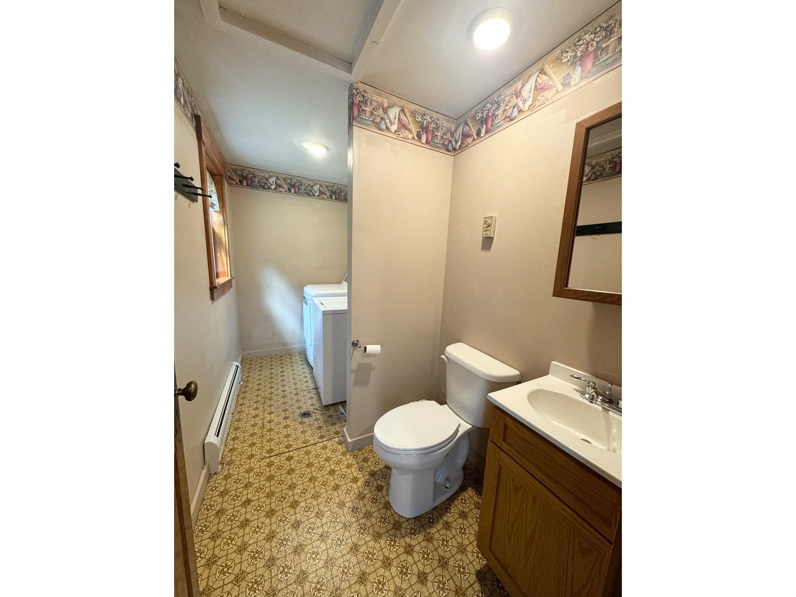 1/2 Bathroom W/ Laundry