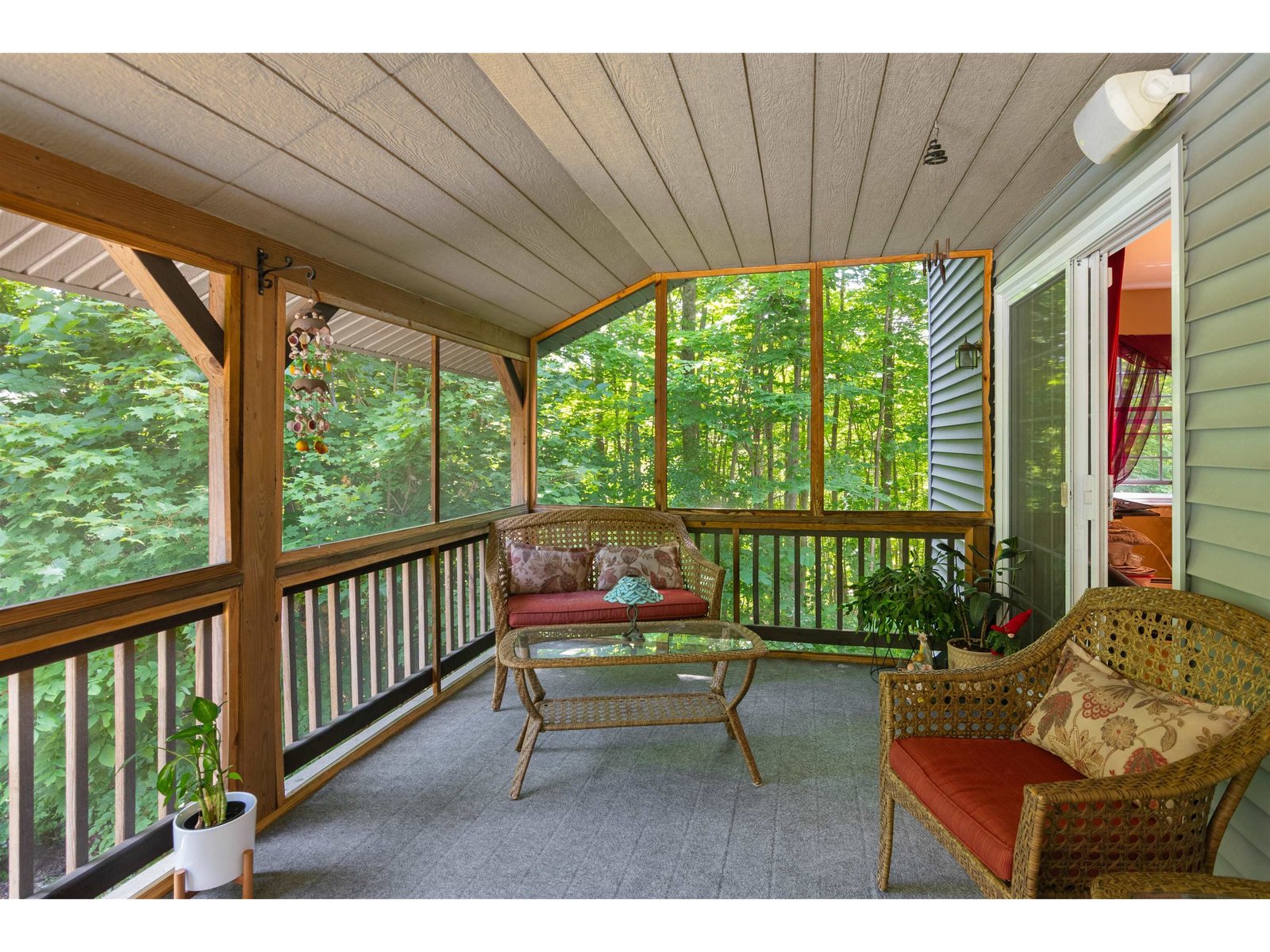 3 Season porch of Dining/Flex area