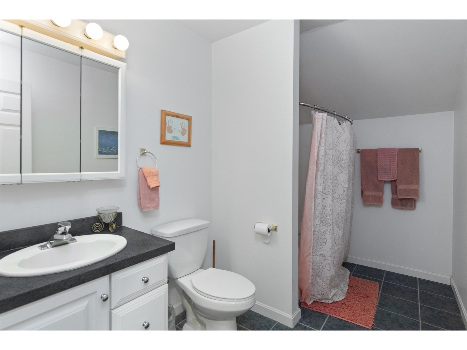 Second Floor Full Bath