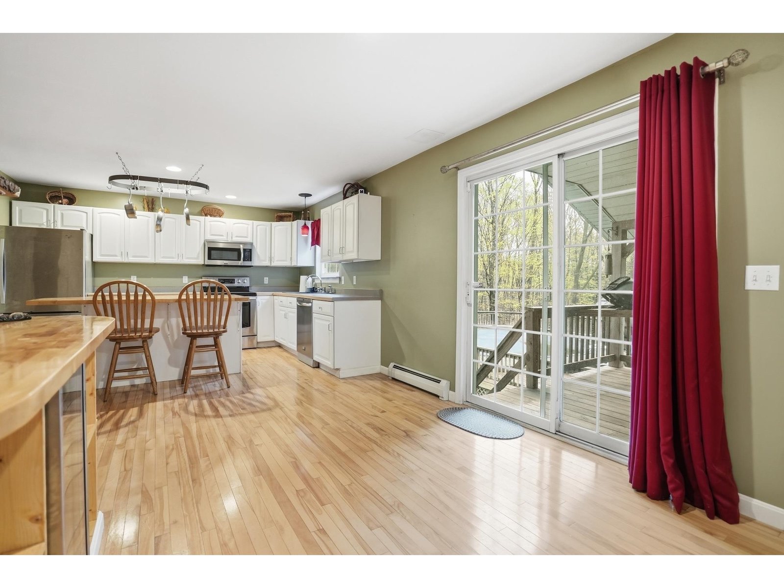 84 Long Pond Drive