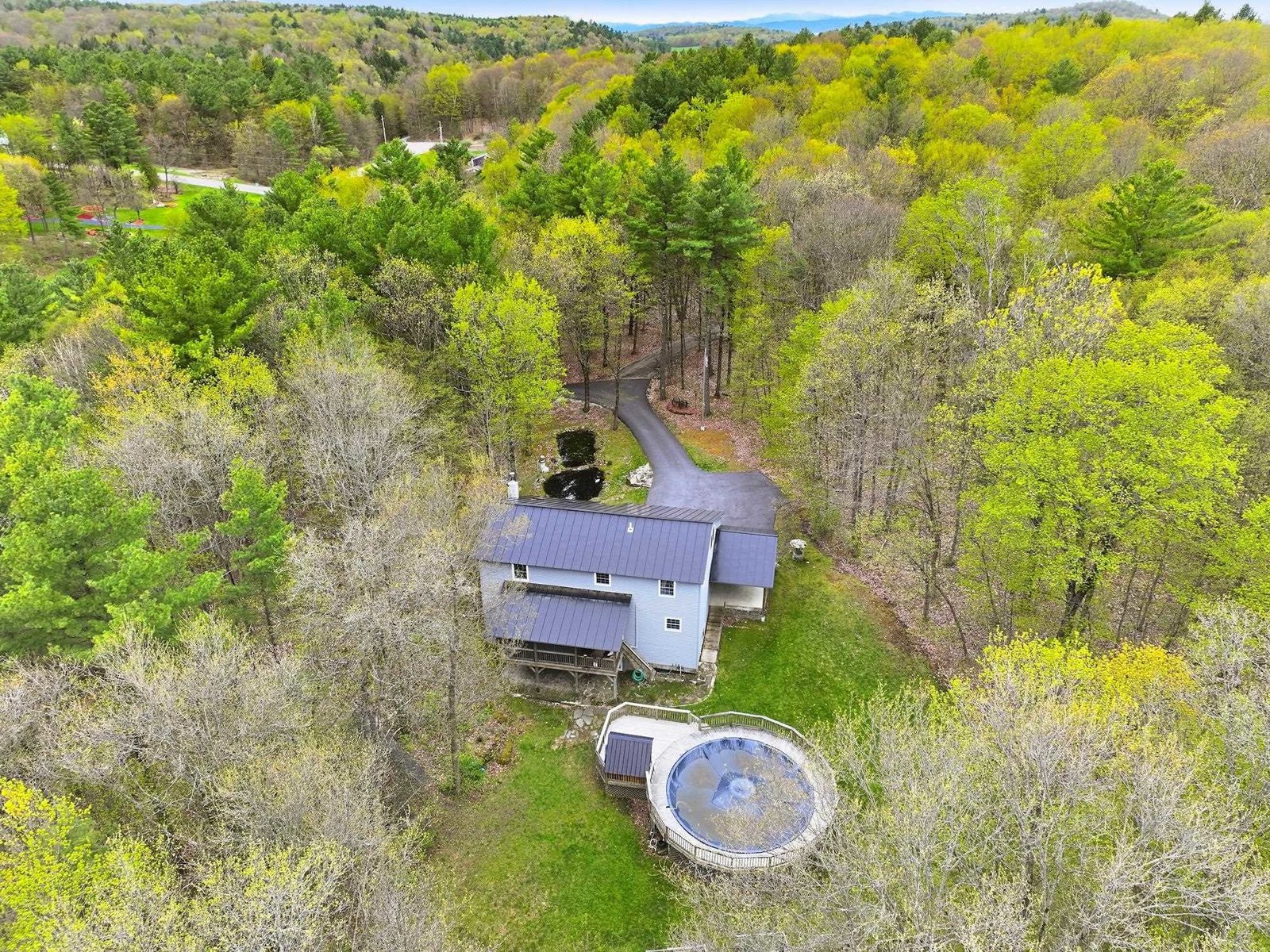 84 Long Pond Drive