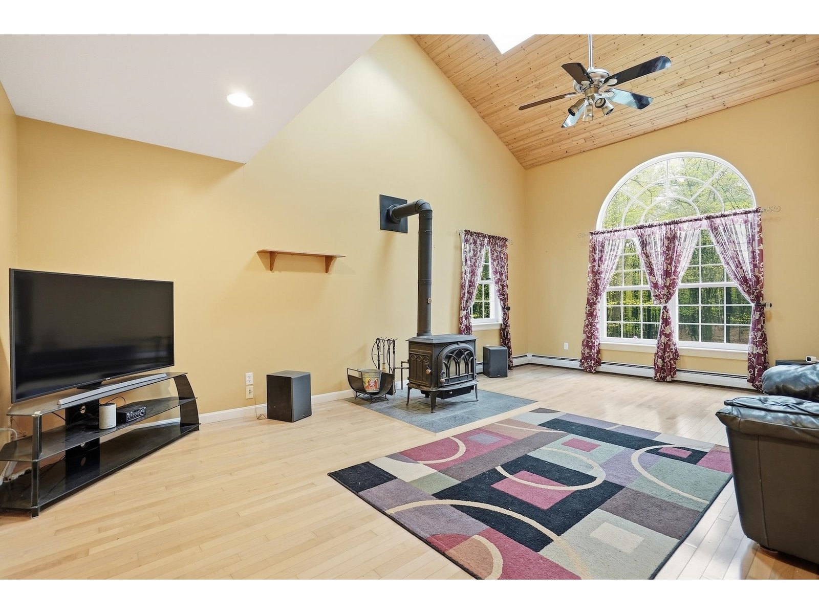 84 Long Pond Drive