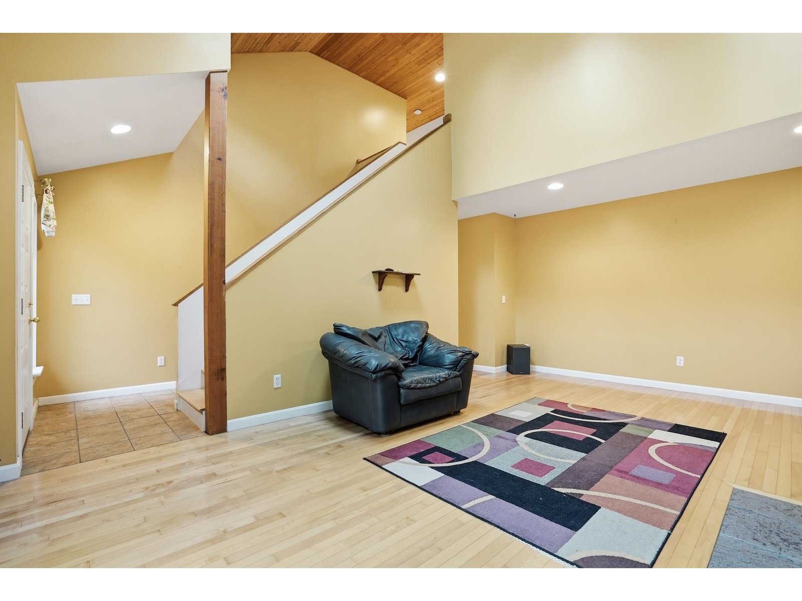 84 Long Pond Drive