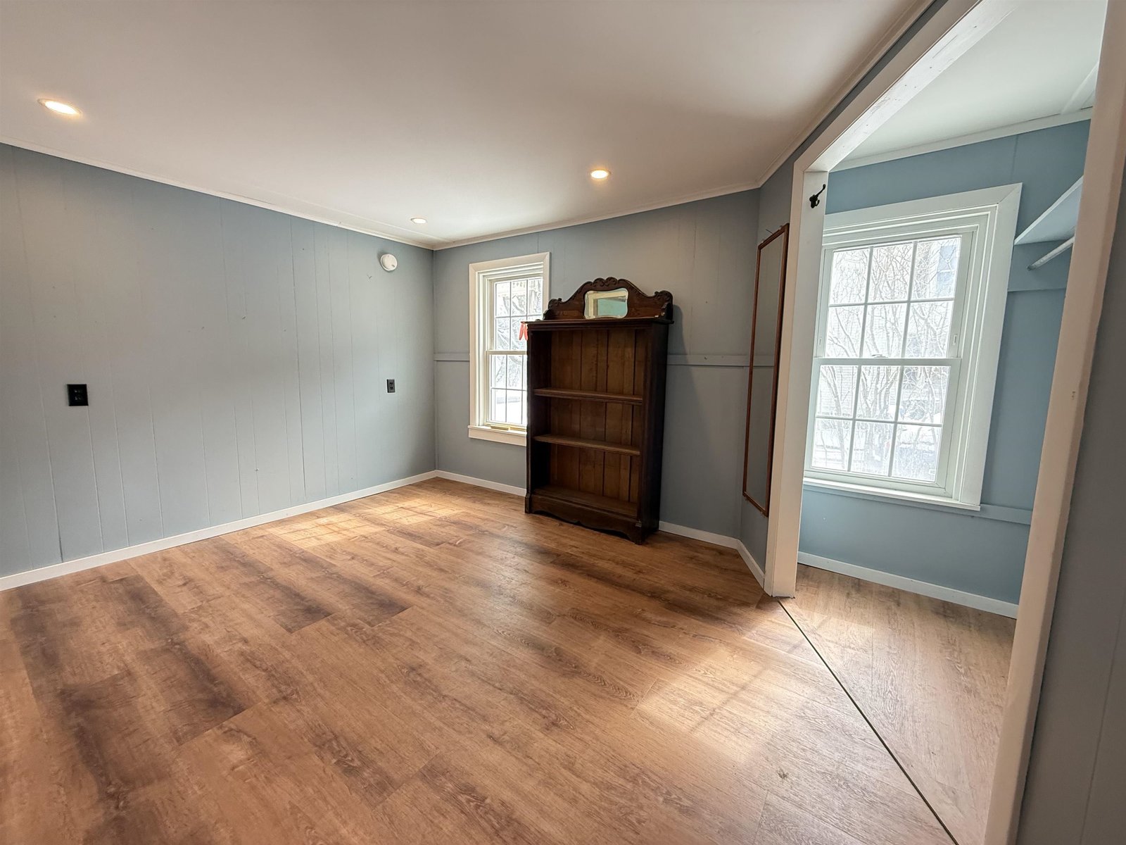 84 Mansfield Avenue