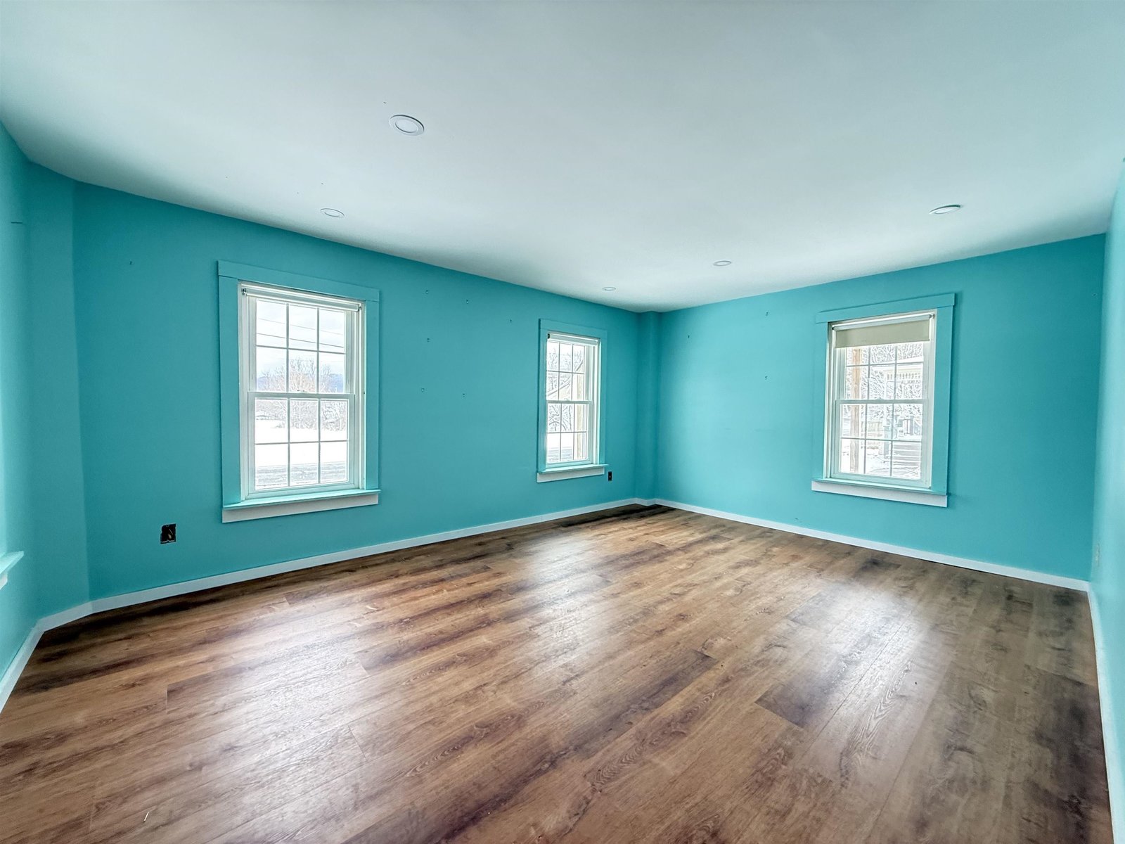 84 Mansfield Avenue