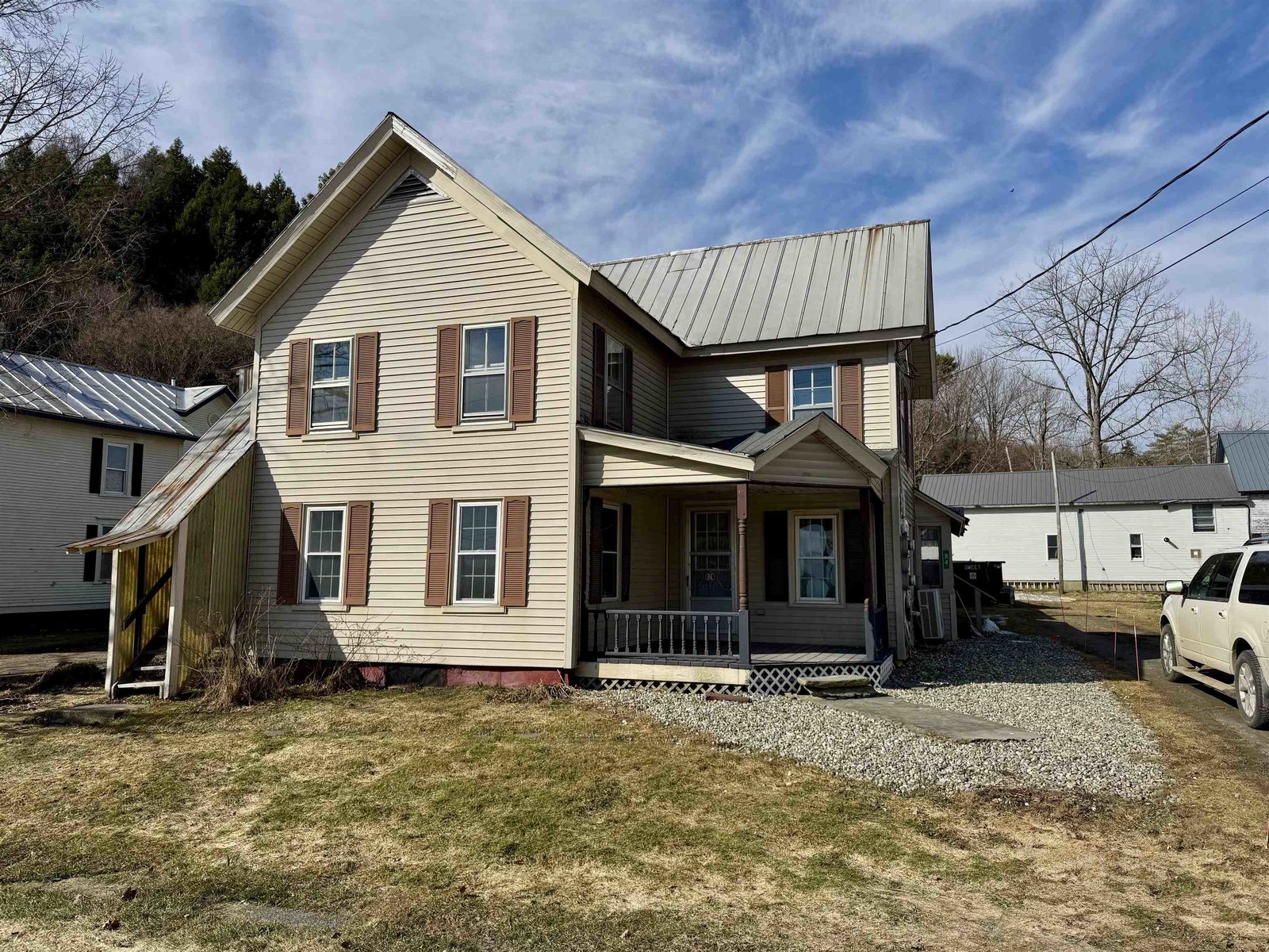 84 Mansfield Avenue