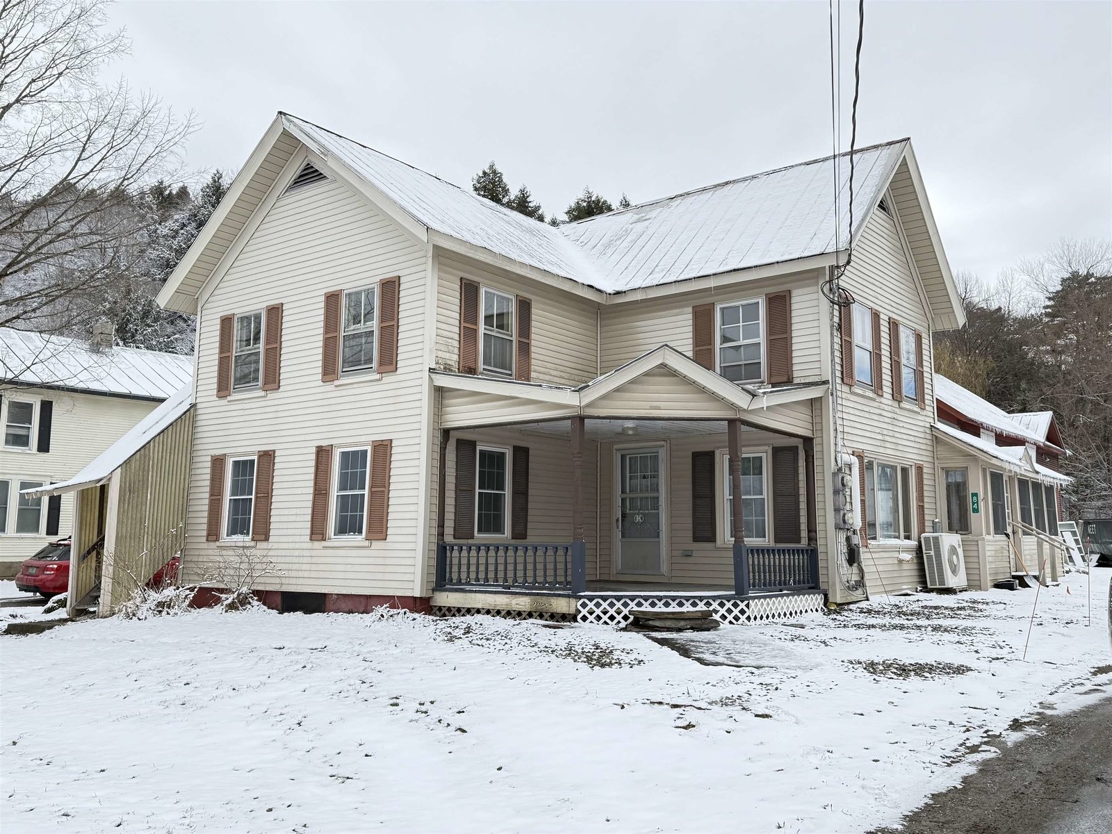 84 Mansfield Avenue