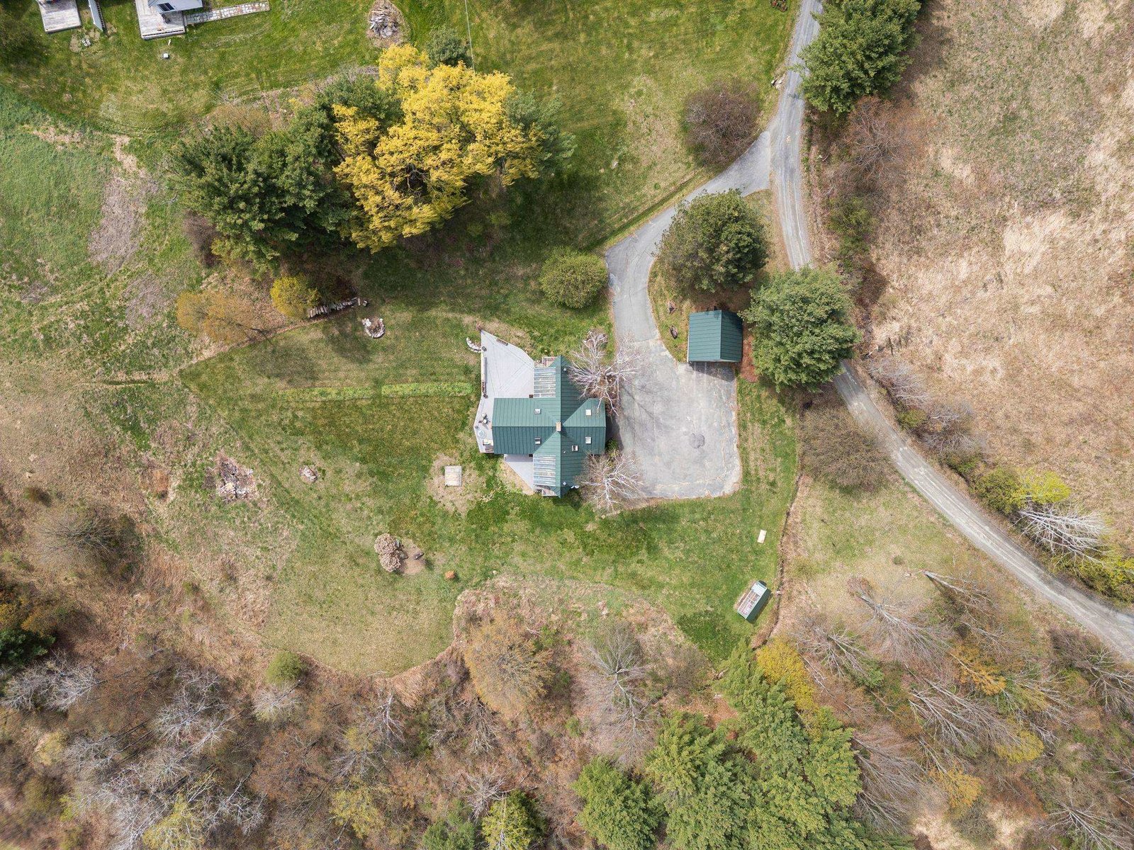 84 Old Barn Lane