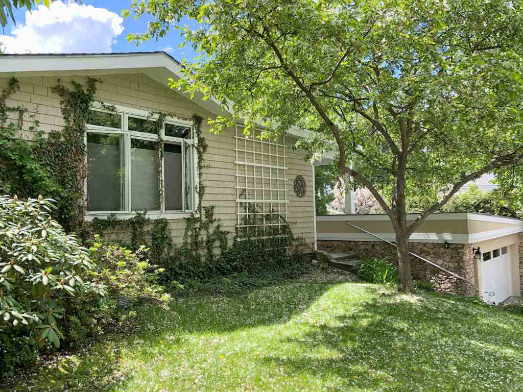 84 Ridgewood Drive