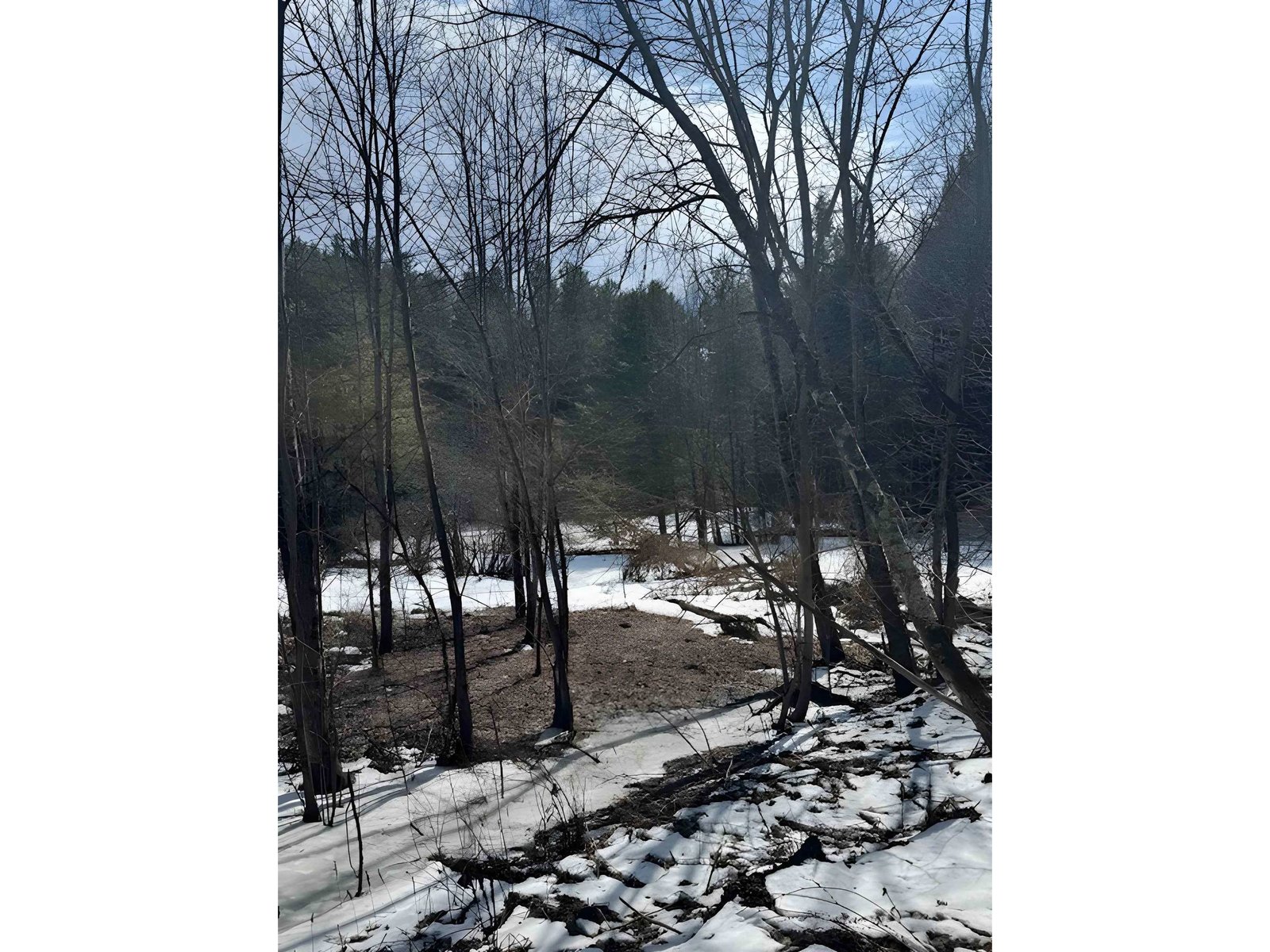 843 River Road