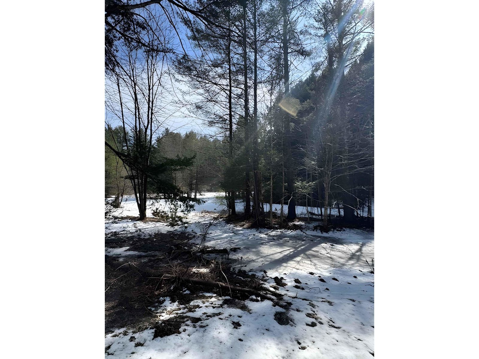 843 River Road