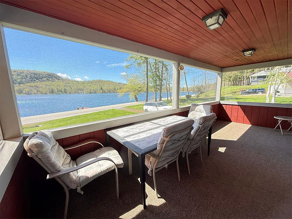 845 Burr Pond Road