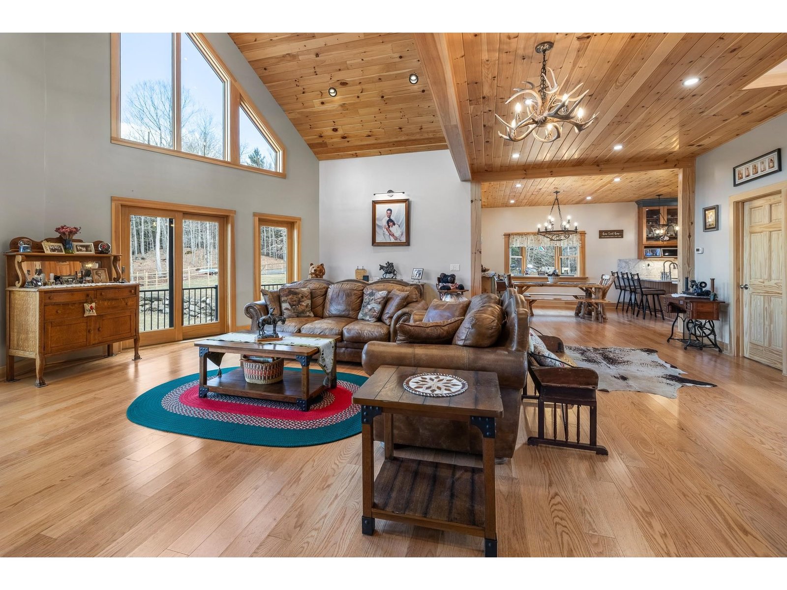 85 Button Hill Road