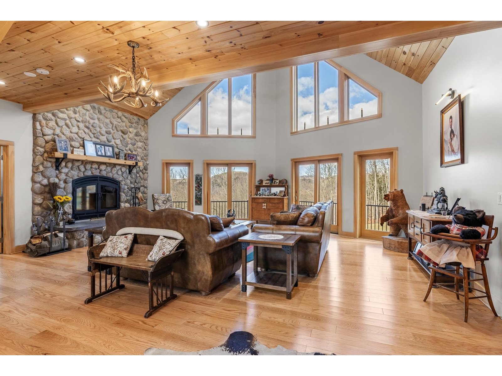 85 Button Hill Road