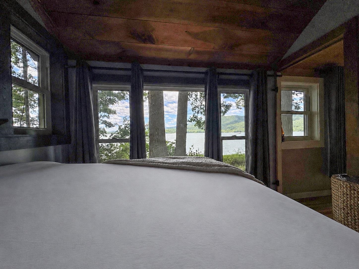 85 Island Drive