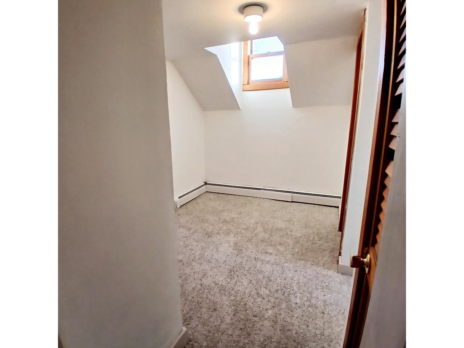 852 Pollander Road