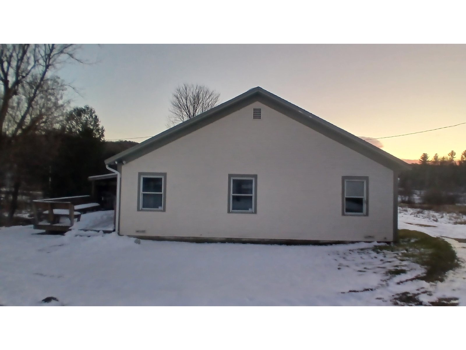 852 Pollander Road