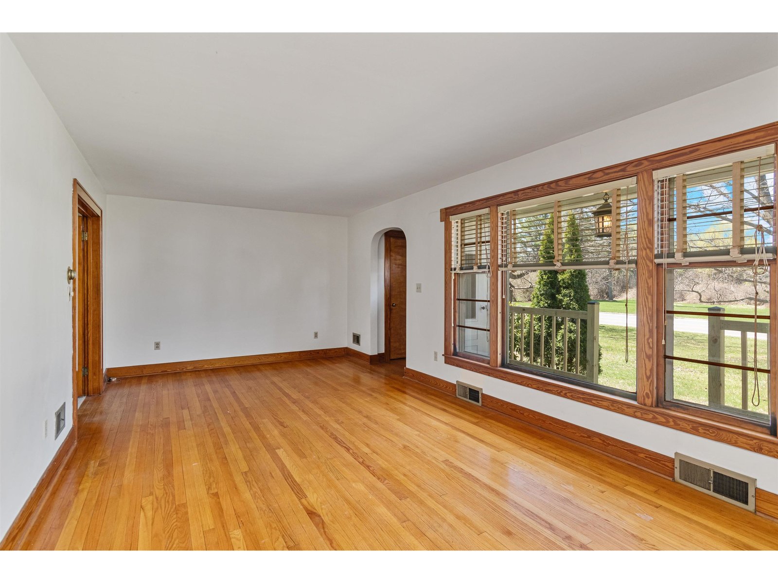 857 S Brownell Road
