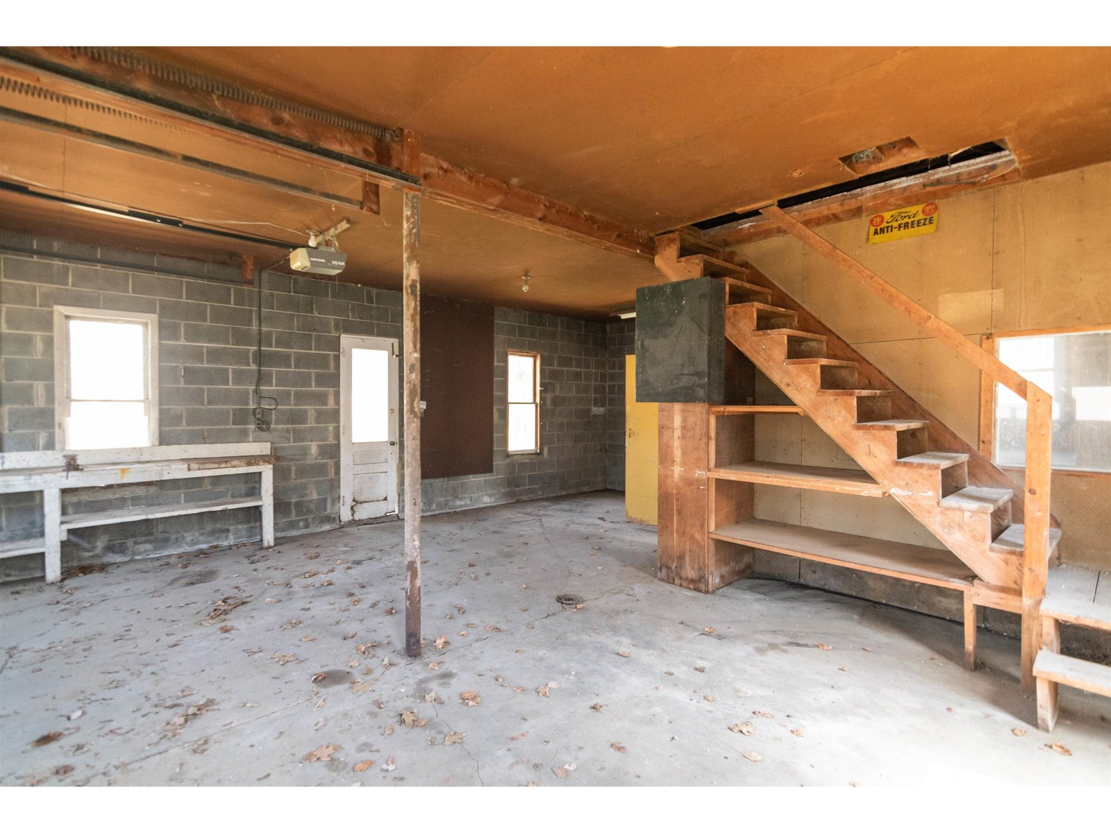 857 S Brownell Road