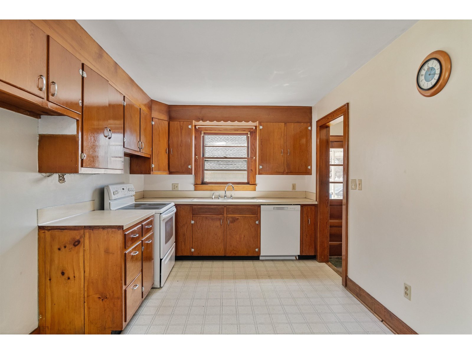 857 S Brownell Road