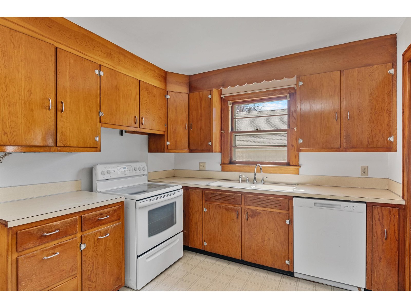 857 S Brownell Road