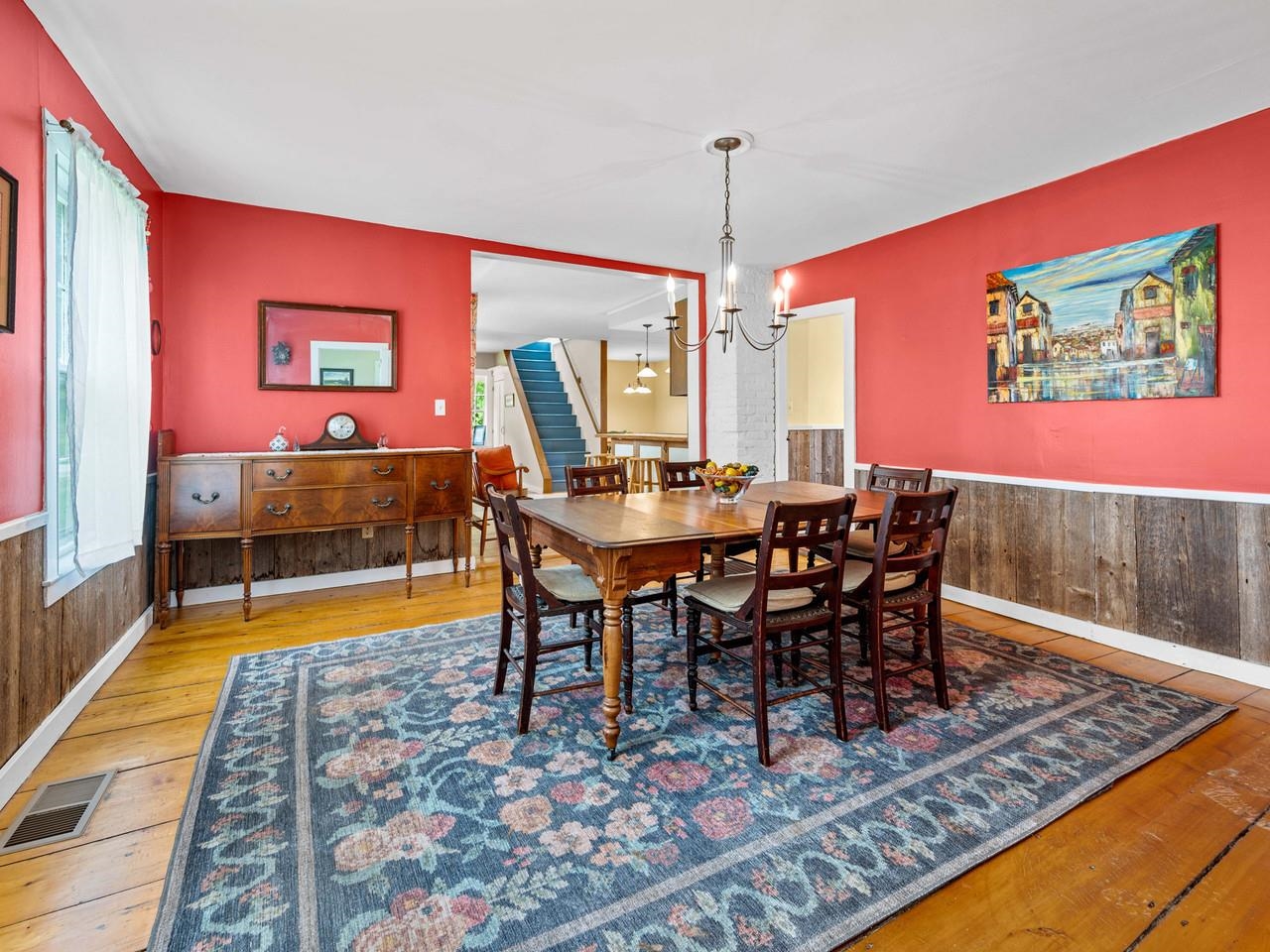 858 East Hill Road