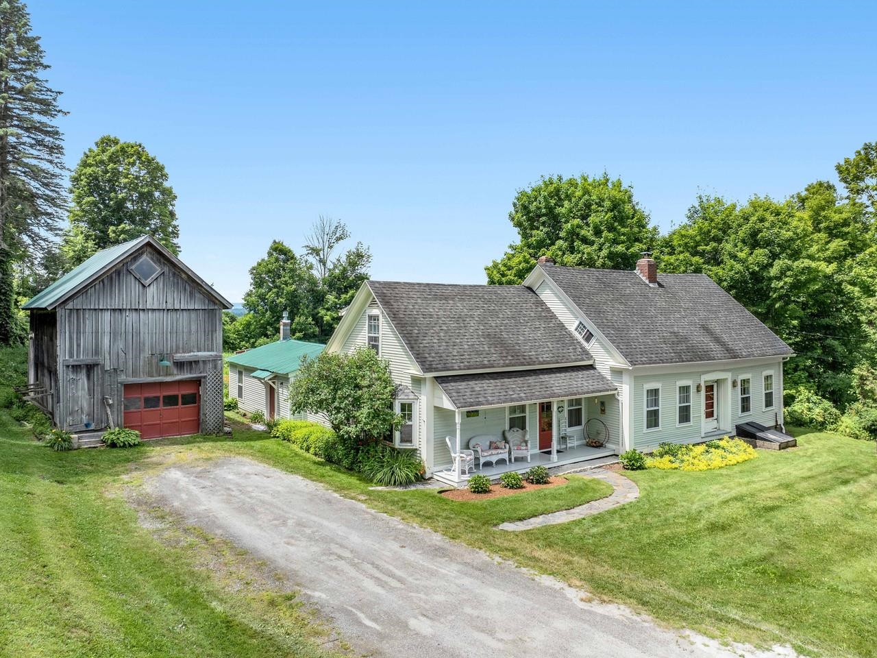 1840 Cape and Studio Barn