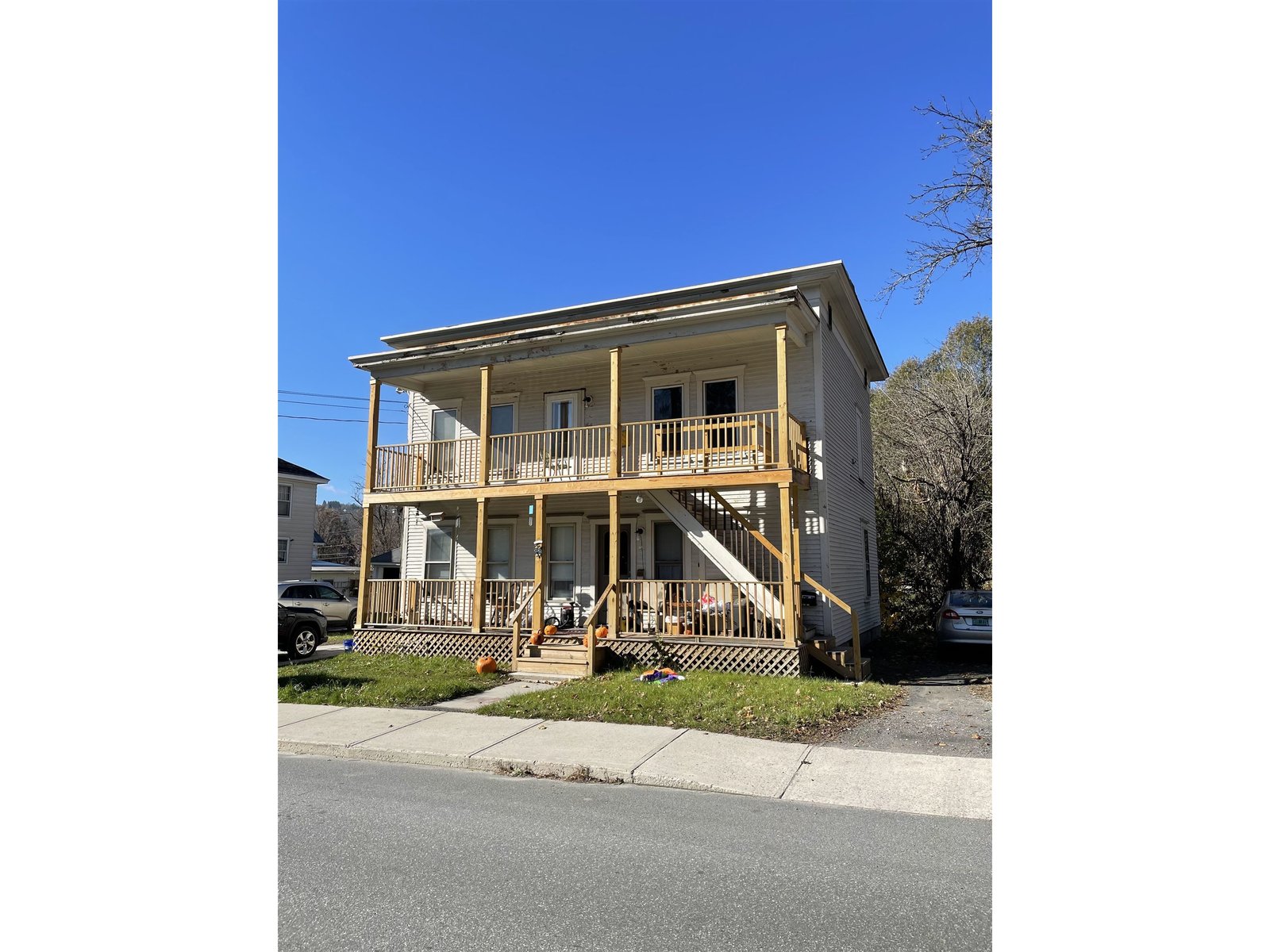 86 Maple Avenue
