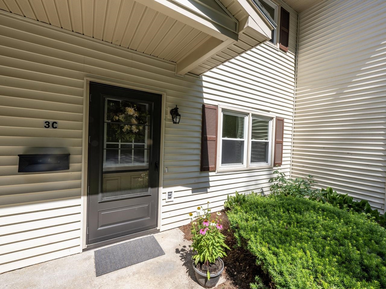 86 Pinecrest Drive, Unit 3C