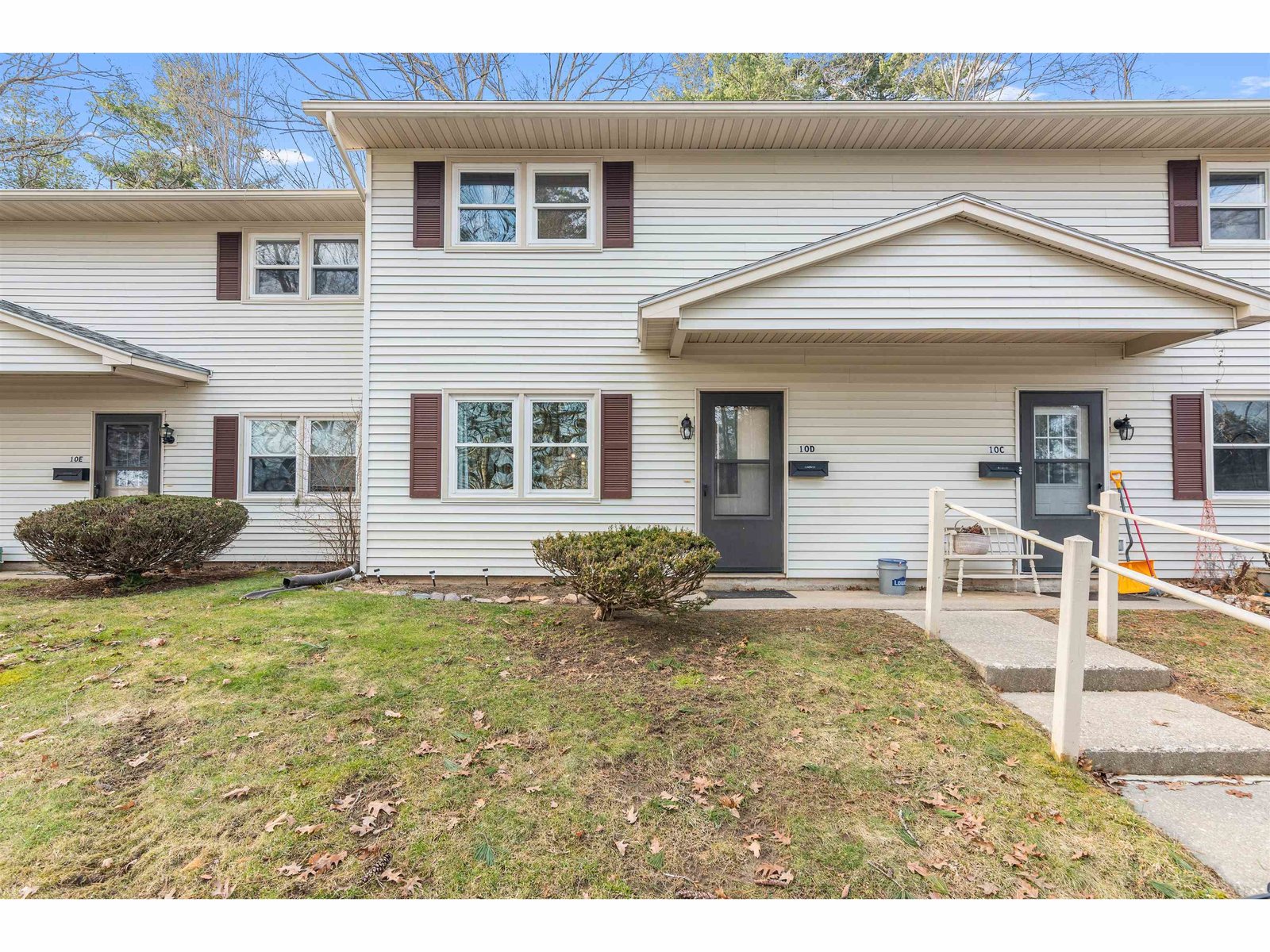 86 Pinecrest Drive, Unit 10D