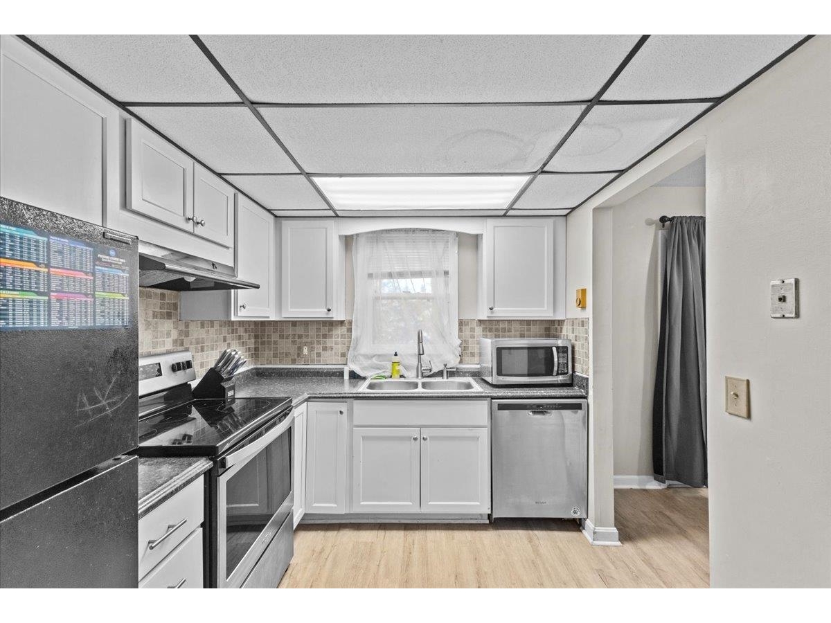 86 Pinecrest Drive, Unit 11a