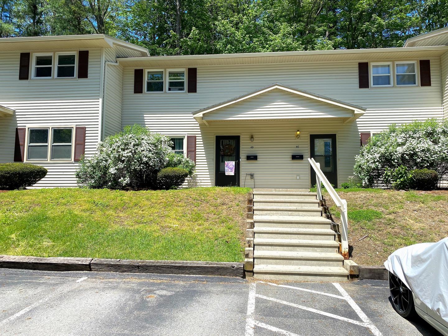 86 Pinecrest Drive, Unit 4D