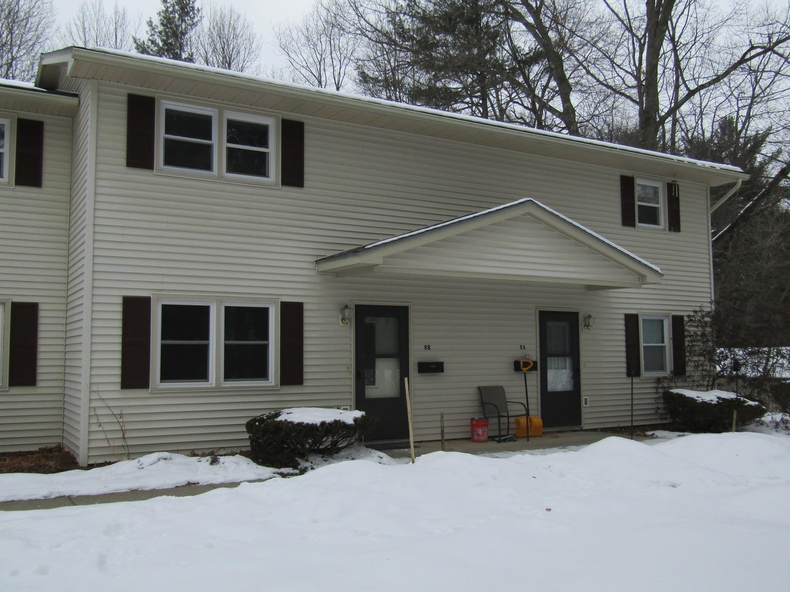 86 Pinecrest Drive, Unit Unit 8B