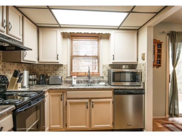 86 Pinecrest, Unit 11A