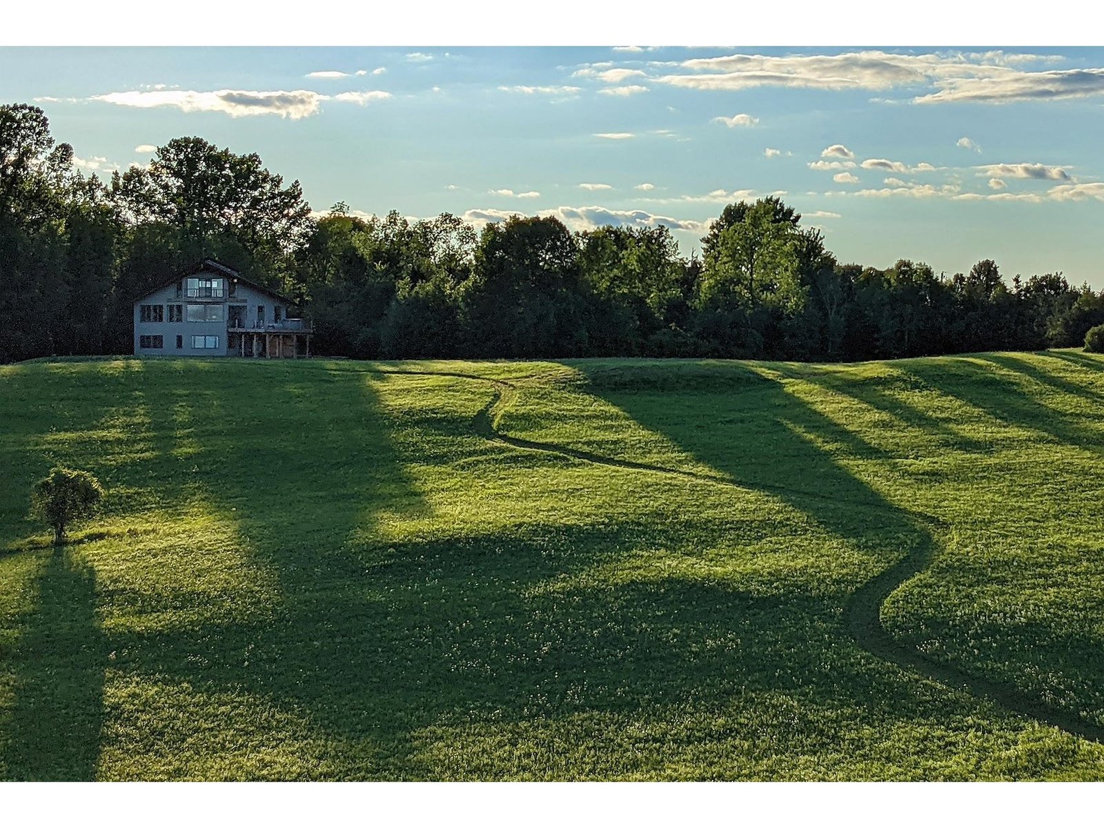 86 Town Line Road