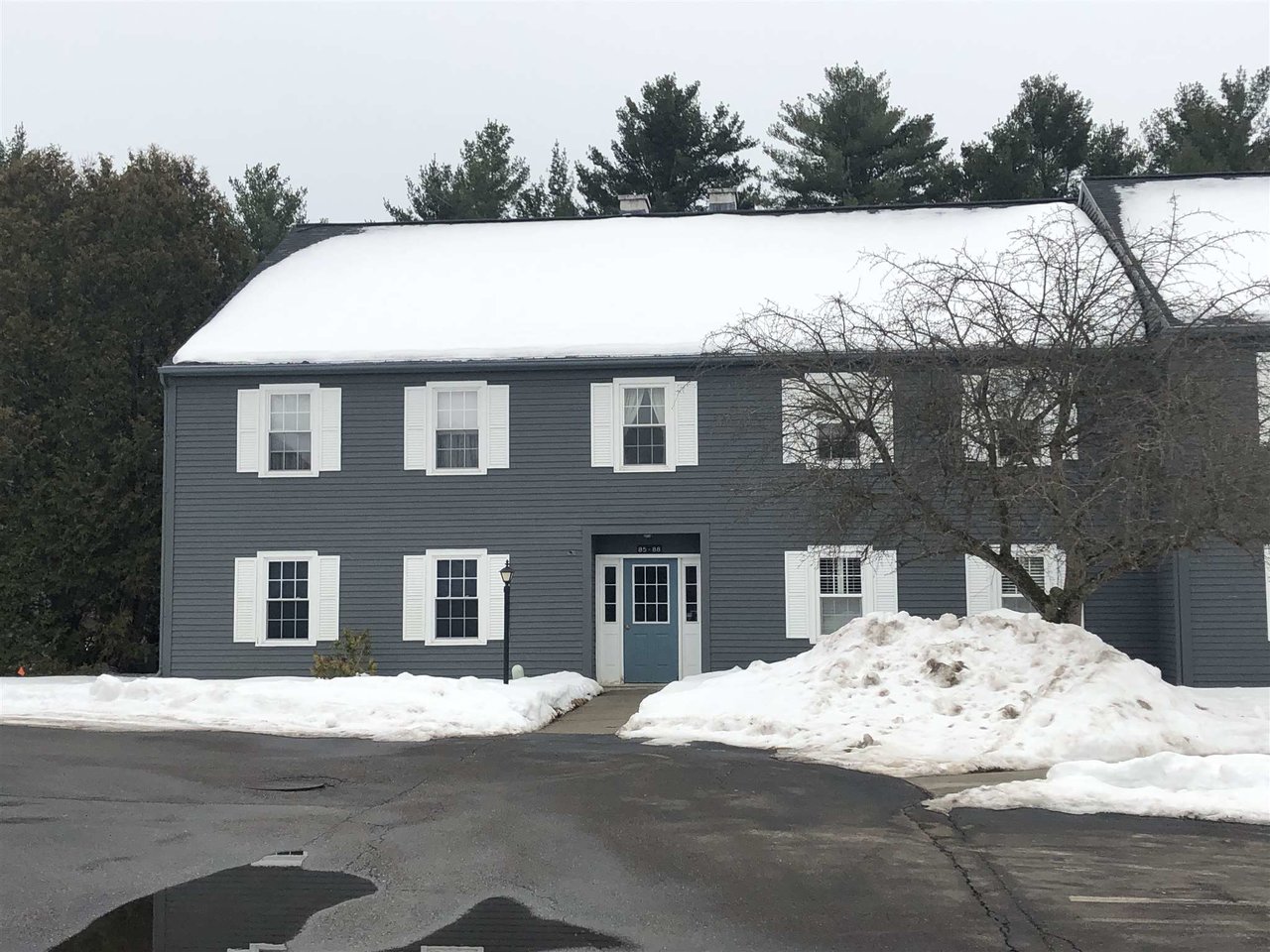 86 Twin Oaks Terrace