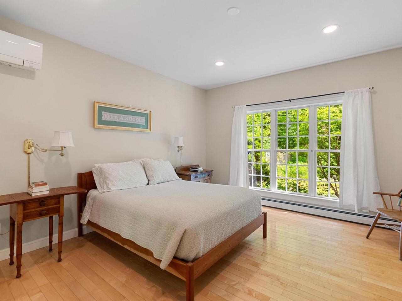 1st Floor Primary Suite