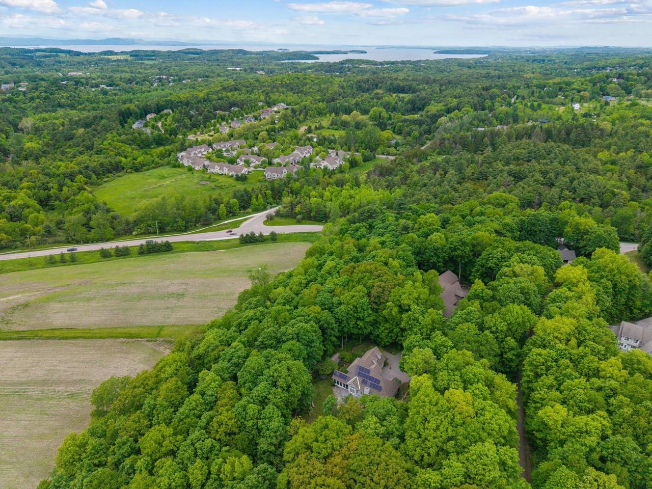 Close to Shelburne Village