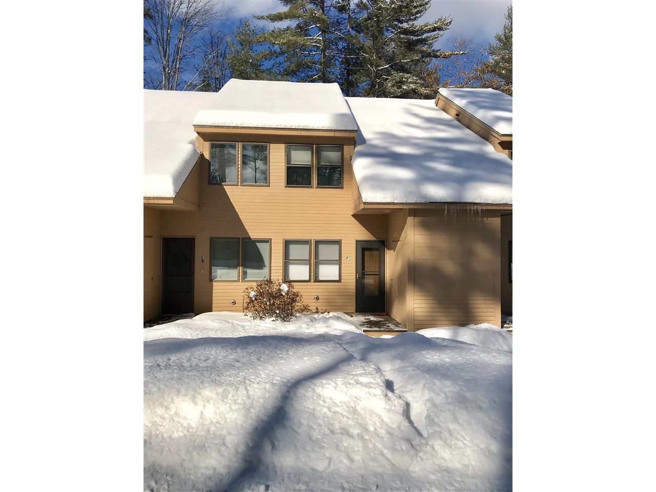 86 Woodhaven Drive, Unit 11F Hartford, Vermont Sold in 2018
