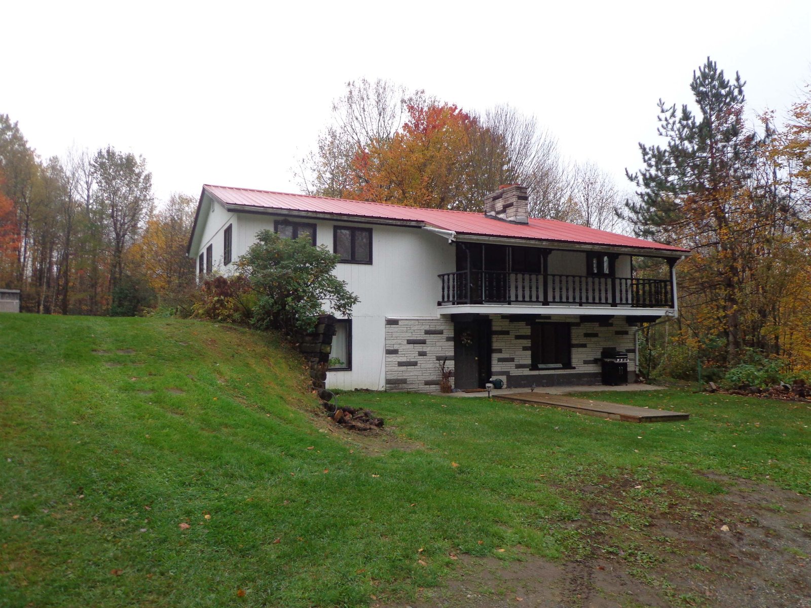 863 Darling Hill Road